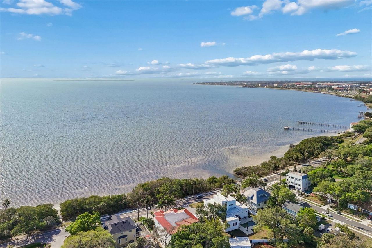 6233 Bayshore Boulevard, Tampa, FL 33611 Photo