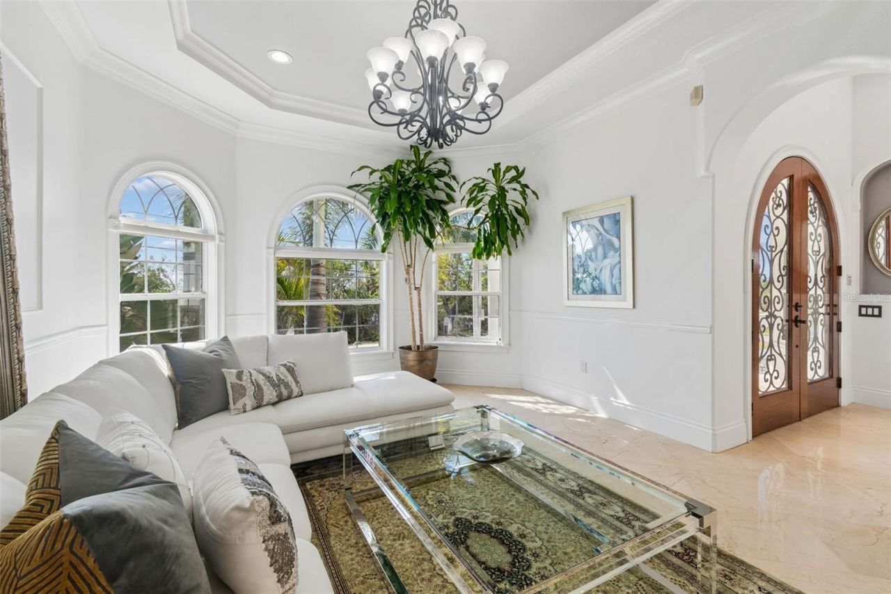 6233 Bayshore Boulevard, Tampa, FL 33611 Photo