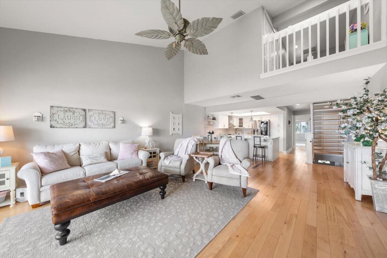 2515 Bay Boulevard, Unit B, Indian Rocks Beach, FL 33785 Photo