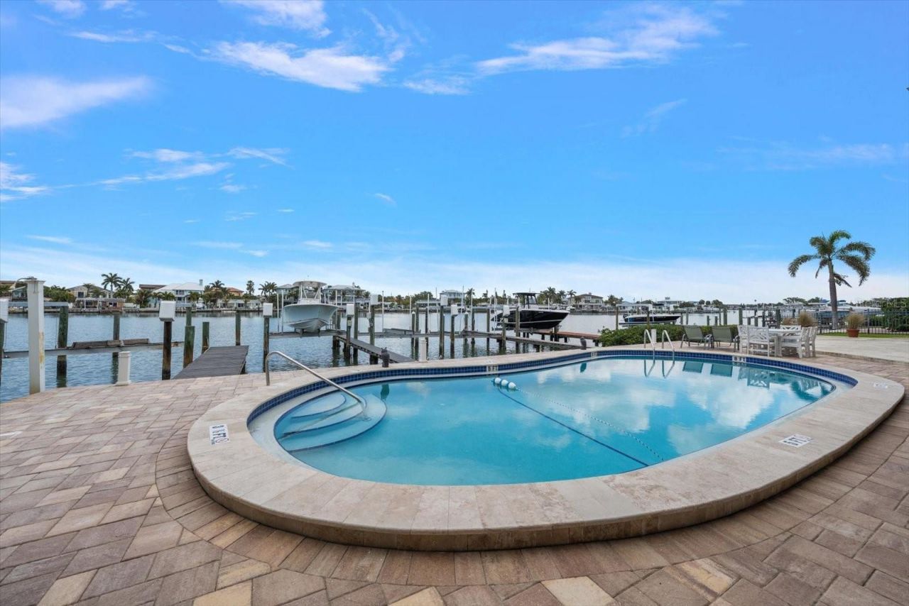 2515 Bay Boulevard, Unit B, Indian Rocks Beach, FL 33785 Photo
