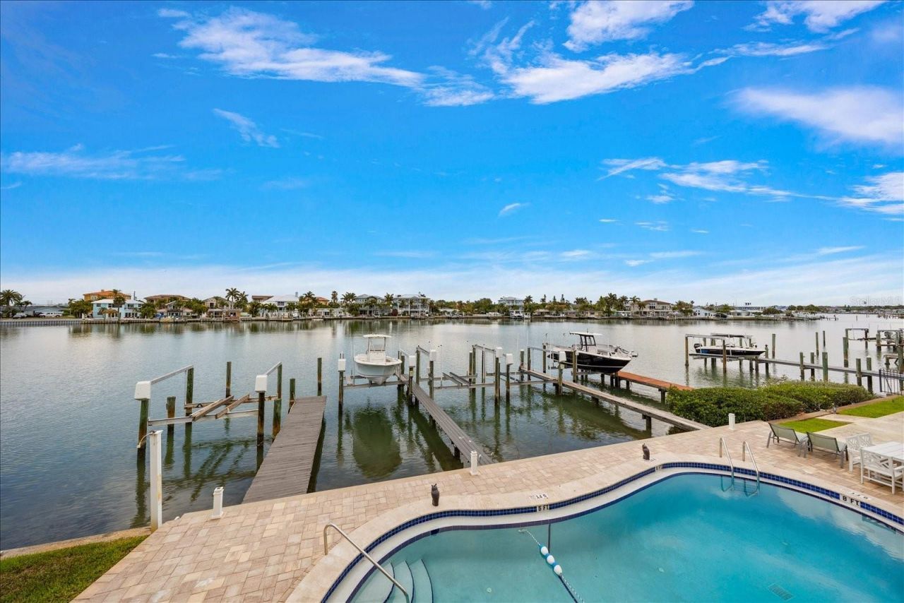 2515 Bay Boulevard, Unit B, Indian Rocks Beach, FL 33785 Photo