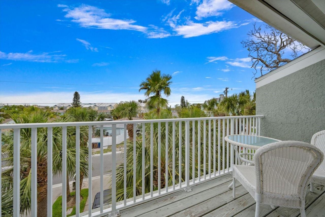 2515 Bay Boulevard, Unit B, Indian Rocks Beach, FL 33785 Photo