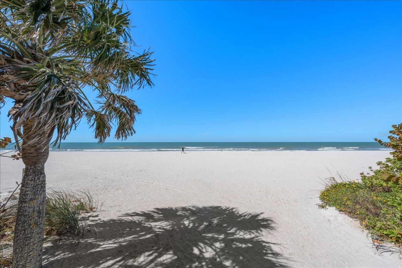 2515 Bay Boulevard, Unit B, Indian Rocks Beach, FL 33785 Photo