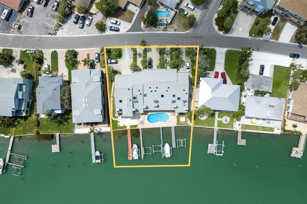 2515 Bay Boulevard, Unit B, Indian Rocks Beach, FL 33785 Photo