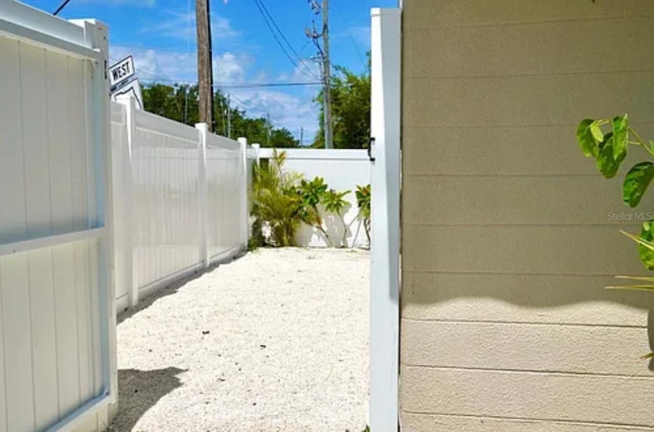 1761 Siesta Dr & 1760 Wisconsin Ln , Sarasota, FL 34239 Photo