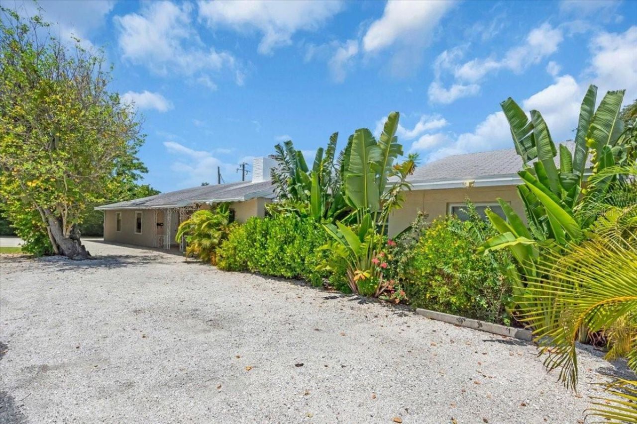 1761 Siesta Dr & 1760 Wisconsin Ln , Sarasota, FL 34239 Photo