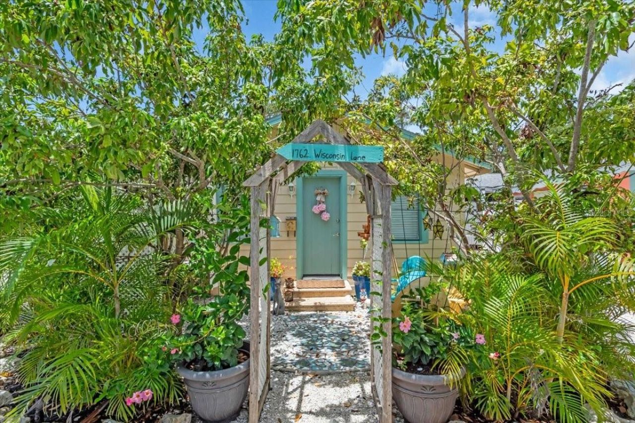 1761 Siesta Dr & 1760 Wisconsin Ln , Sarasota, FL 34239 Photo