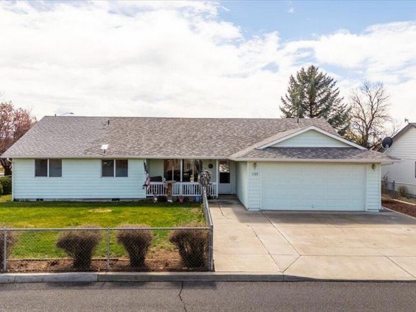 1122 NE Manzanita Street, Prineville, OR 97754