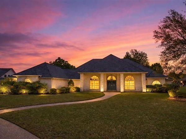 141 Cypress Point Circle, Hideaway, TX 75771