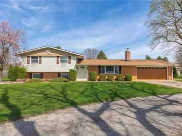 1026 Trianon Drive, Xenia Twp, OH 45385