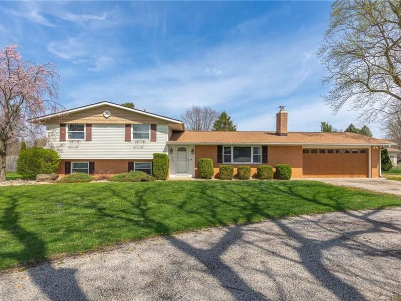 1026 Trianon Drive, Xenia Township, OH 45385 Photo 1