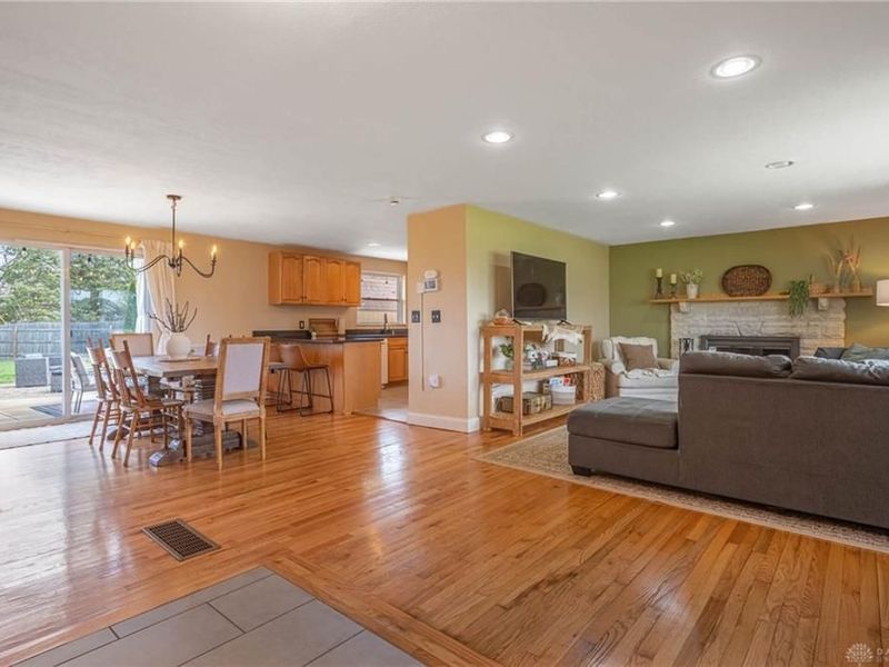 1026 Trianon Drive, Xenia Township, OH 45385 Photo 12