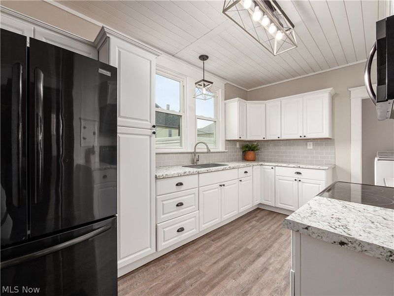 618 Locust Avenue, Zanesville, OH 43701 Photo 10