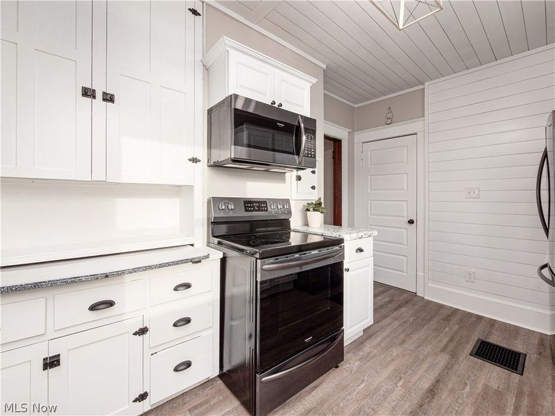 618 Locust Avenue, Zanesville, OH 43701 Photo 13