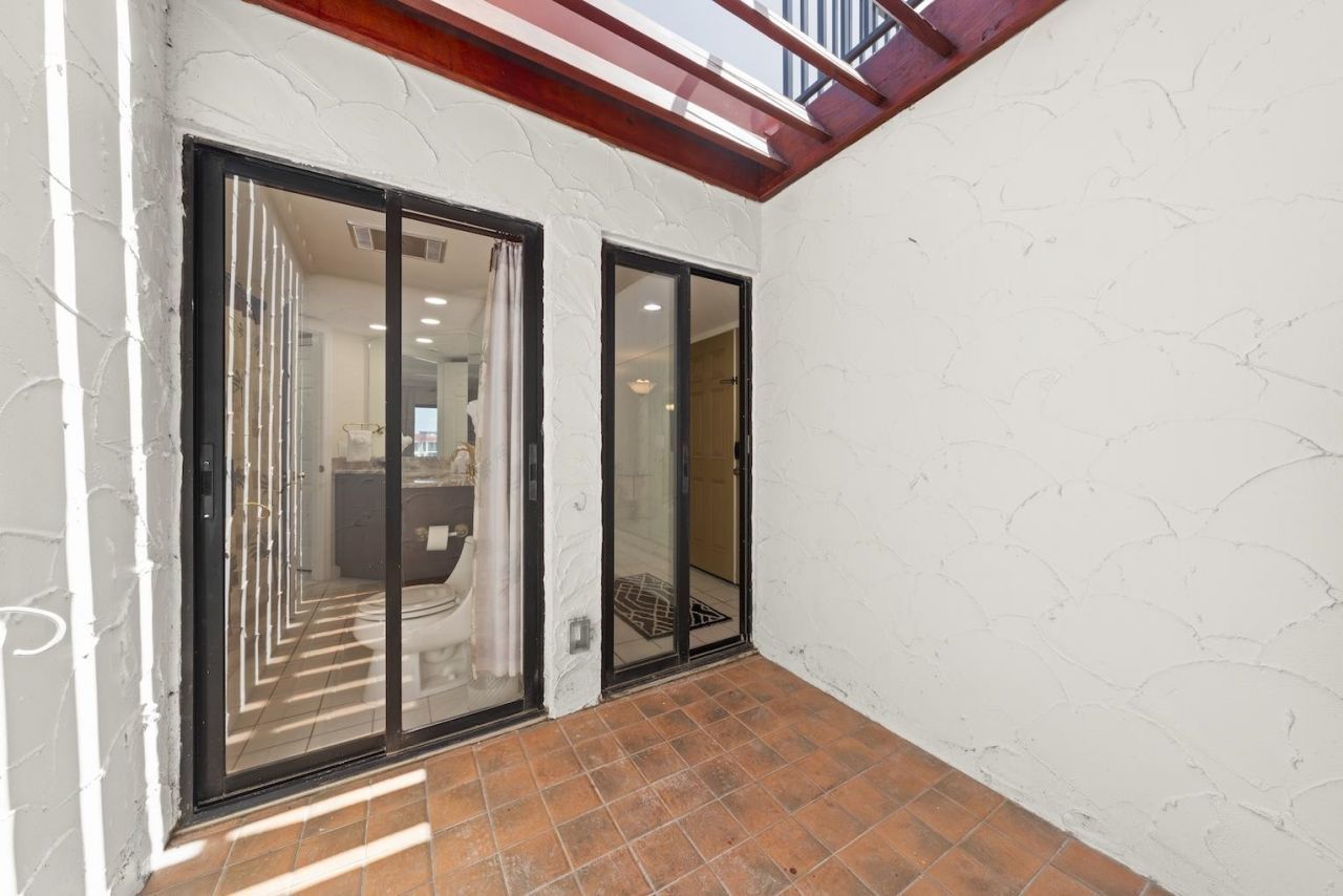 2445 W Gulf Dr, Unit 44A, Sanibel, FL 33957 Photo