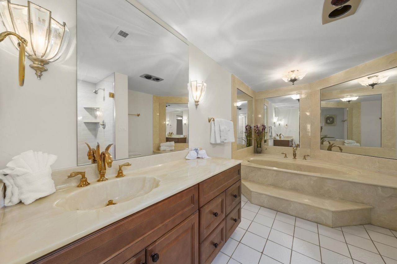 2445 W Gulf Dr, Unit 44A, Sanibel, FL 33957 Photo