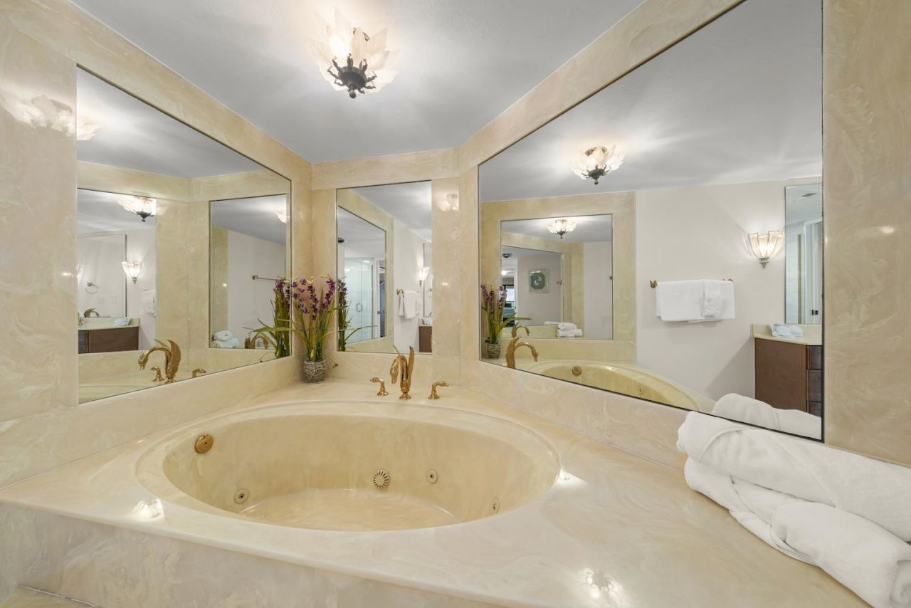 2445 W Gulf Dr, Unit 44A, Sanibel, FL 33957 Photo