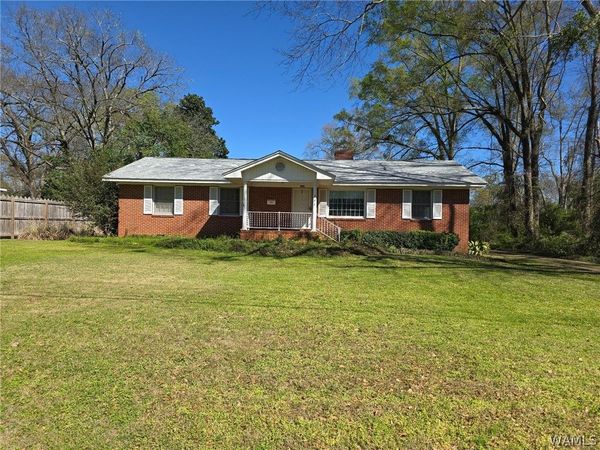 204 PERRY Street , Marion, AL 36756