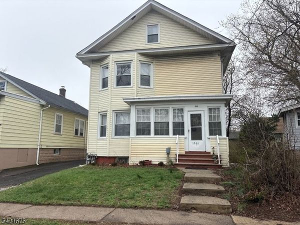 1946 Barnett St, Unit 1, Rahway, NJ 07065