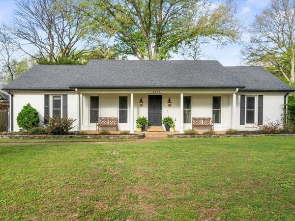 2265 PIKE WOOD DR, Germantown, TN 38138