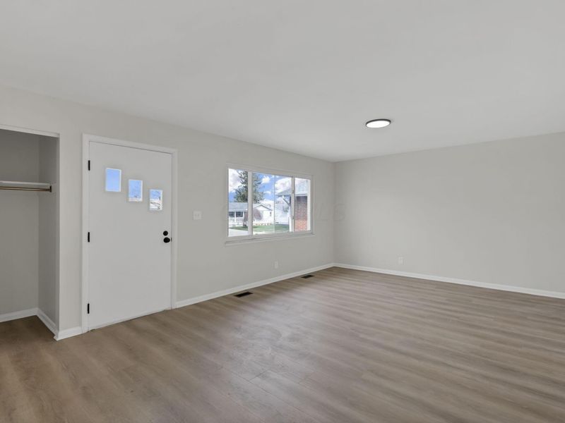 2605 Spaatz Avenue , Columbus, OH 43204 Photo 3