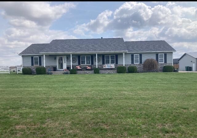 7280 Rader Road Ne, Pleasantville, OH 43148 Main Photo