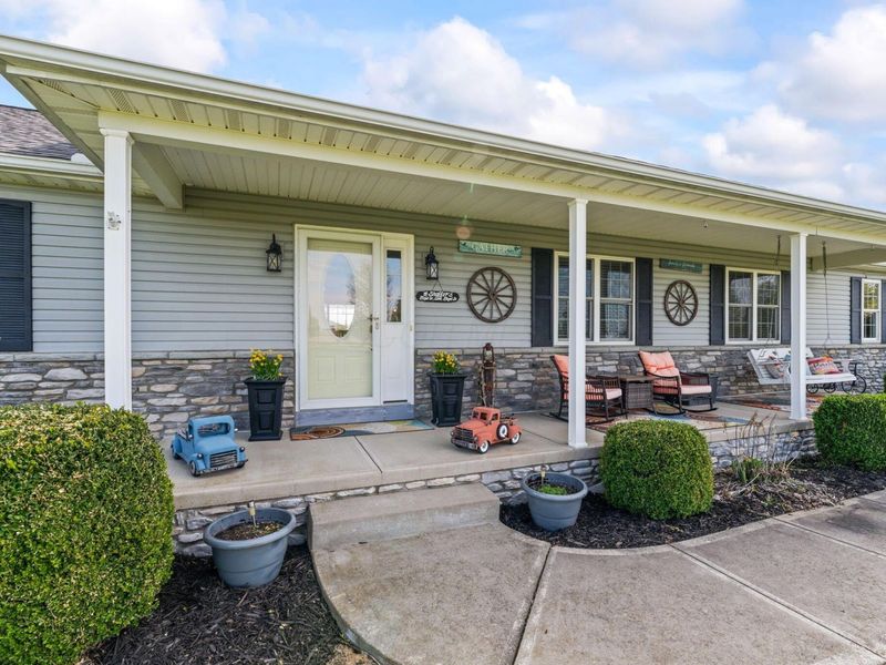 7280 Rader Road NE, Pleasantville, OH 43148 Photo 3