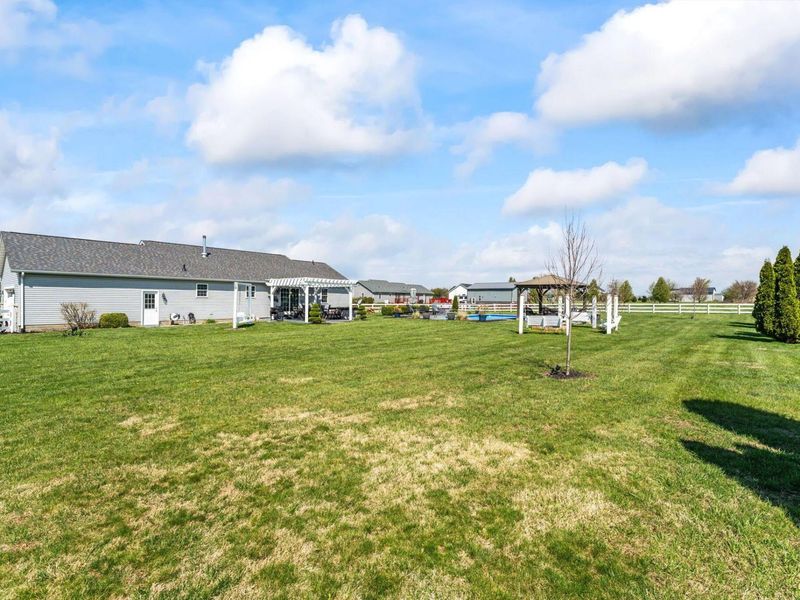 7280 Rader Road NE, Pleasantville, OH 43148 Photo 61