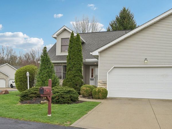 953 Hopewell Heights Drive , Heath, OH 43056