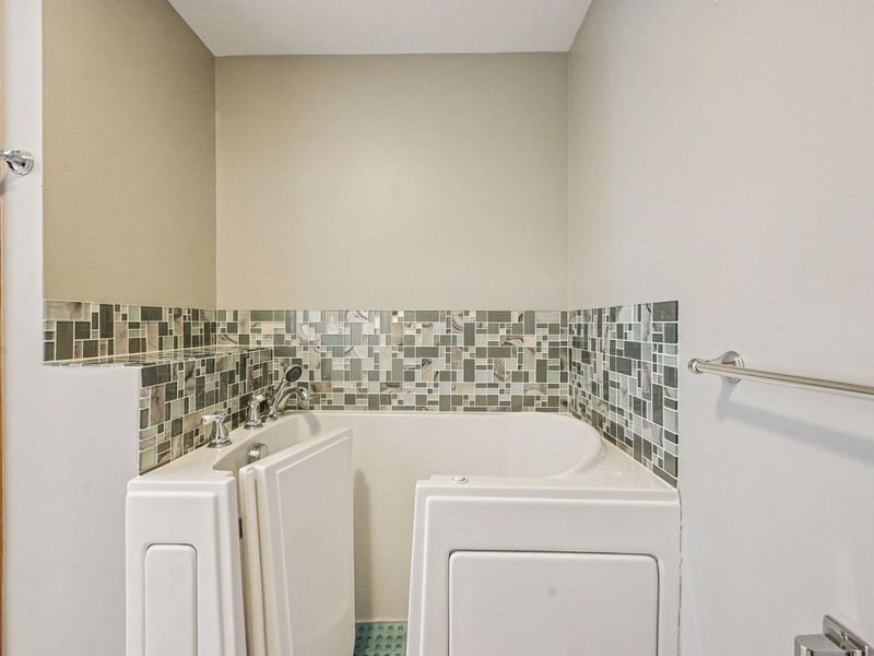 953 Hopewell Heights Drive , Heath, OH 43056 Photo 30