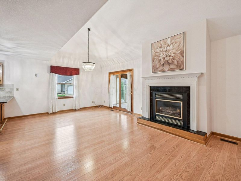 953 Hopewell Heights Drive , Heath, OH 43056 Photo 7