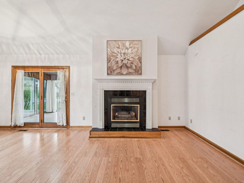 953 Hopewell Heights Drive , Heath, OH 43056 Photo 9