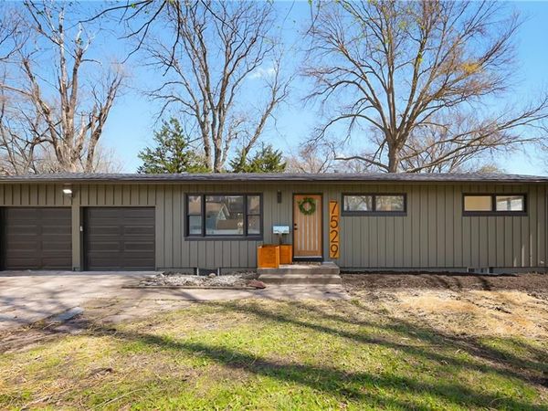 7529 Lamar Avenue, Prairie Village, KS 66208