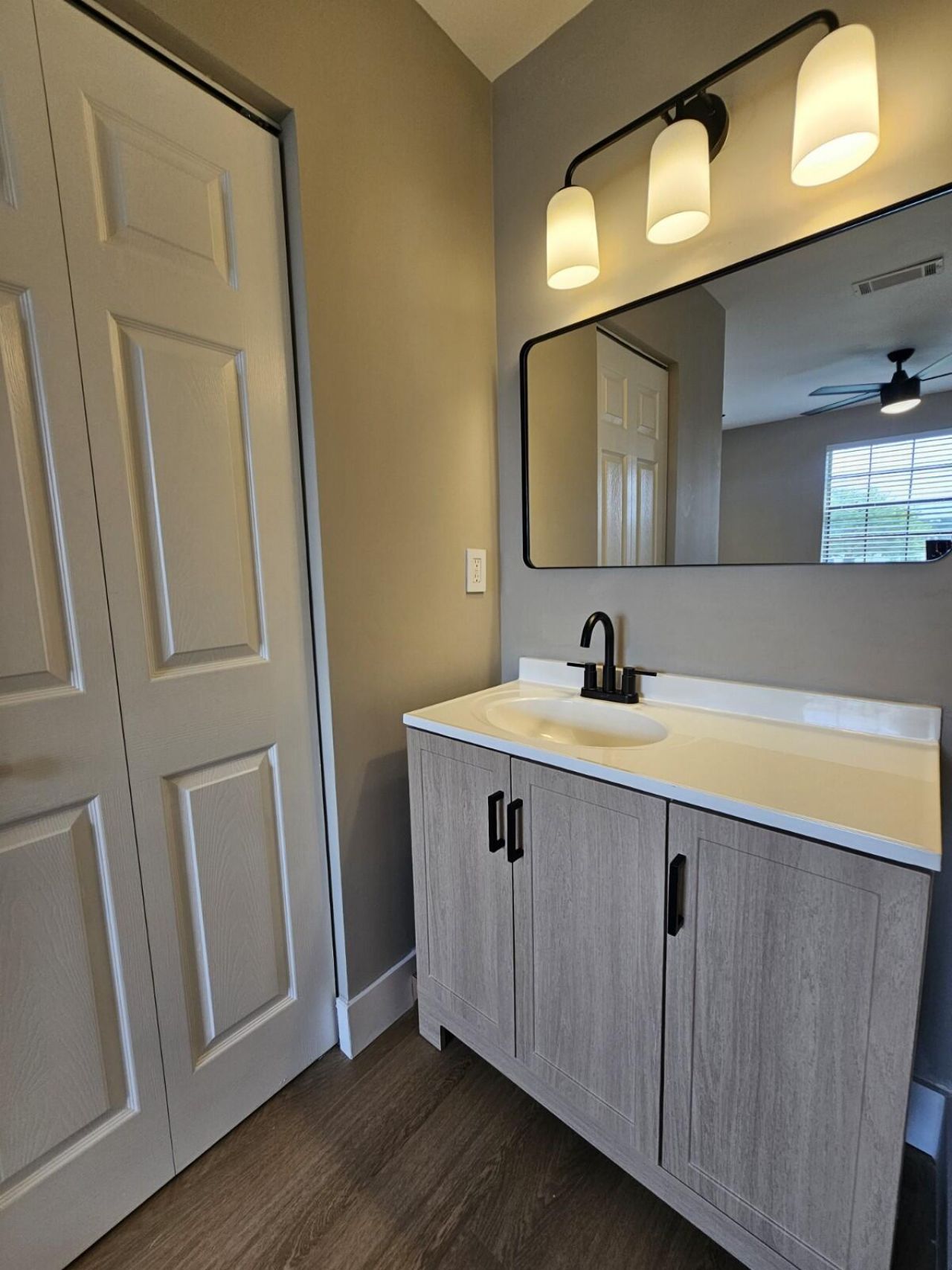 3190 Leewood Terrace, Unit L203, Boca Raton, FL 33431 Photo