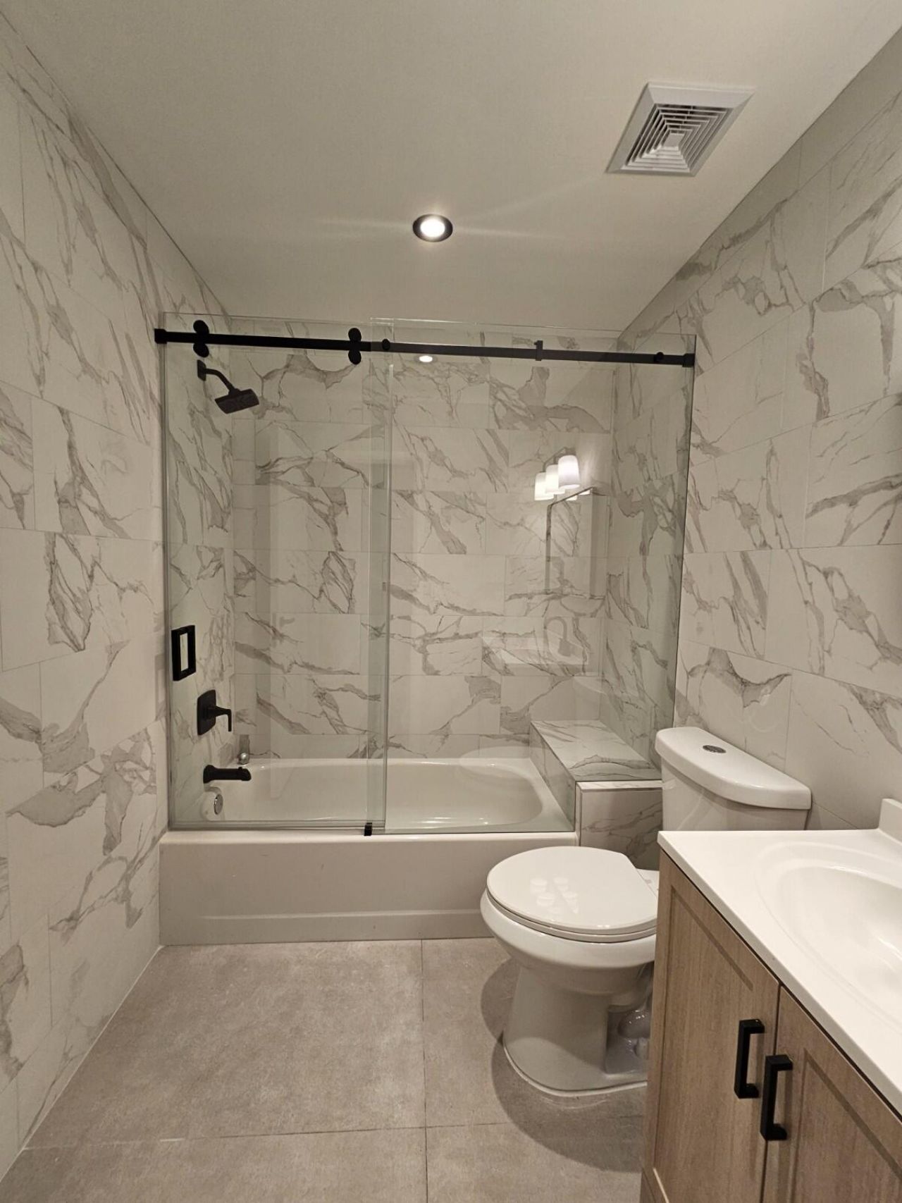 3190 Leewood Terrace, Unit L203, Boca Raton, FL 33431 Photo