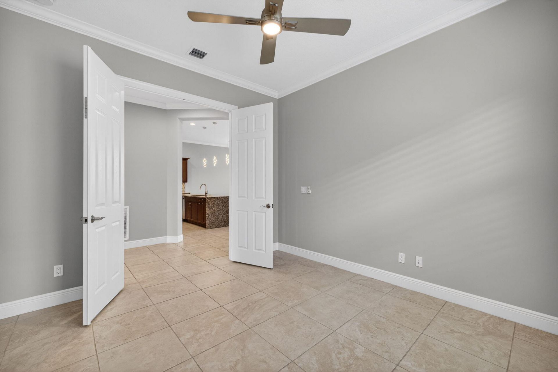 9318 SW Miracoli Way, Port Saint Lucie, FL 34987 Photo