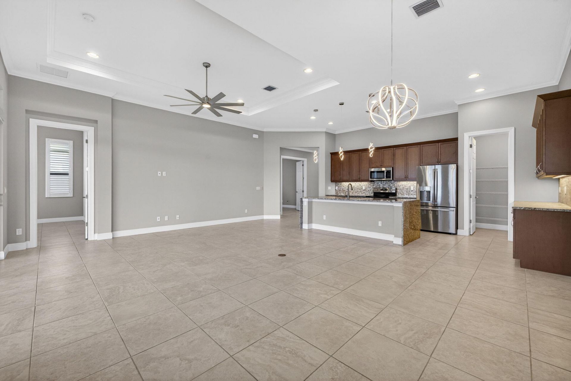 9318 SW Miracoli Way, Port Saint Lucie, FL 34987 Photo