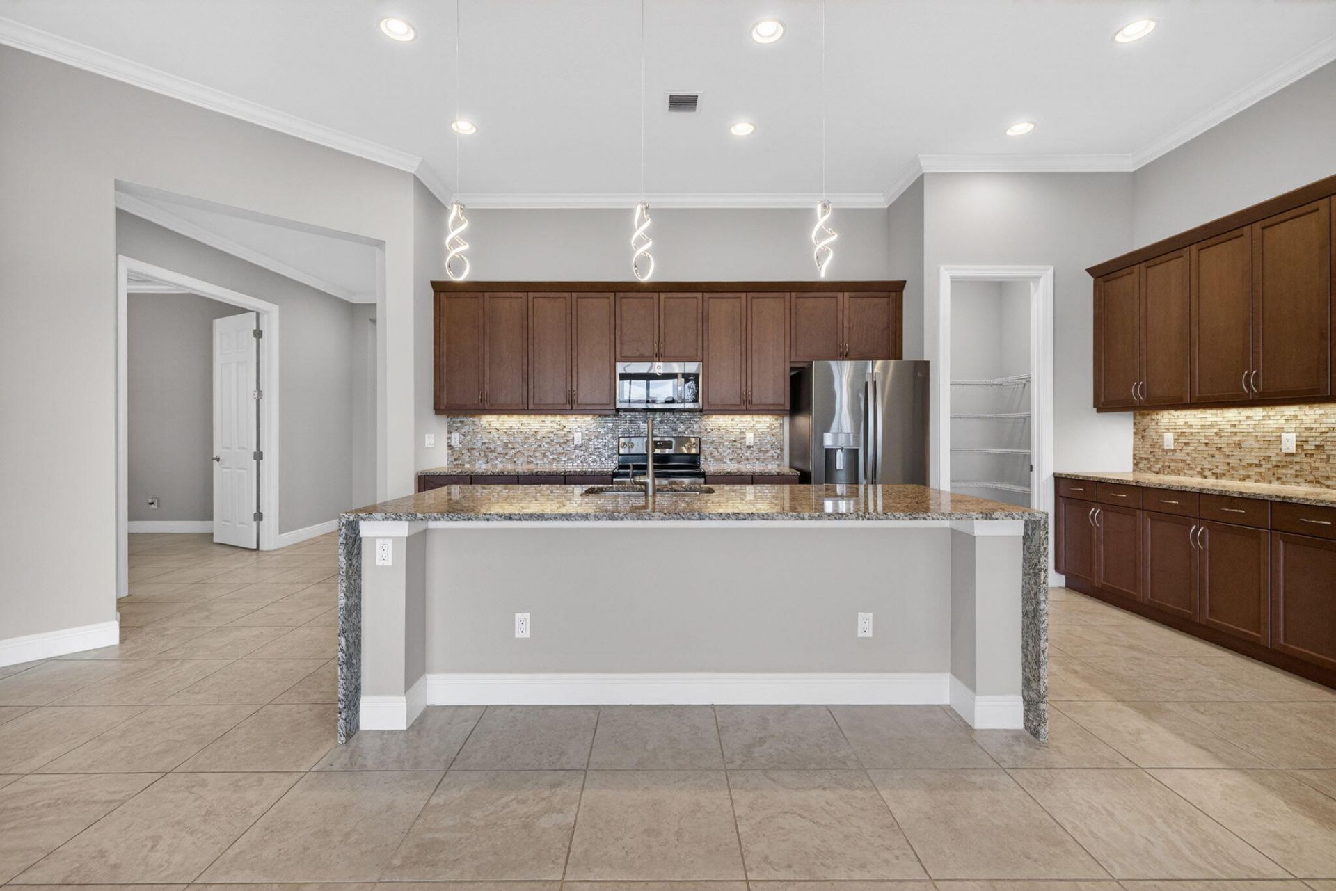 9318 SW Miracoli Way, Port Saint Lucie, FL 34987 Photo