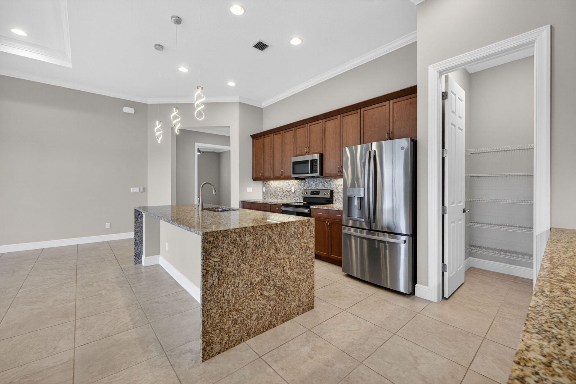 9318 SW Miracoli Way, Port Saint Lucie, FL 34987 Photo