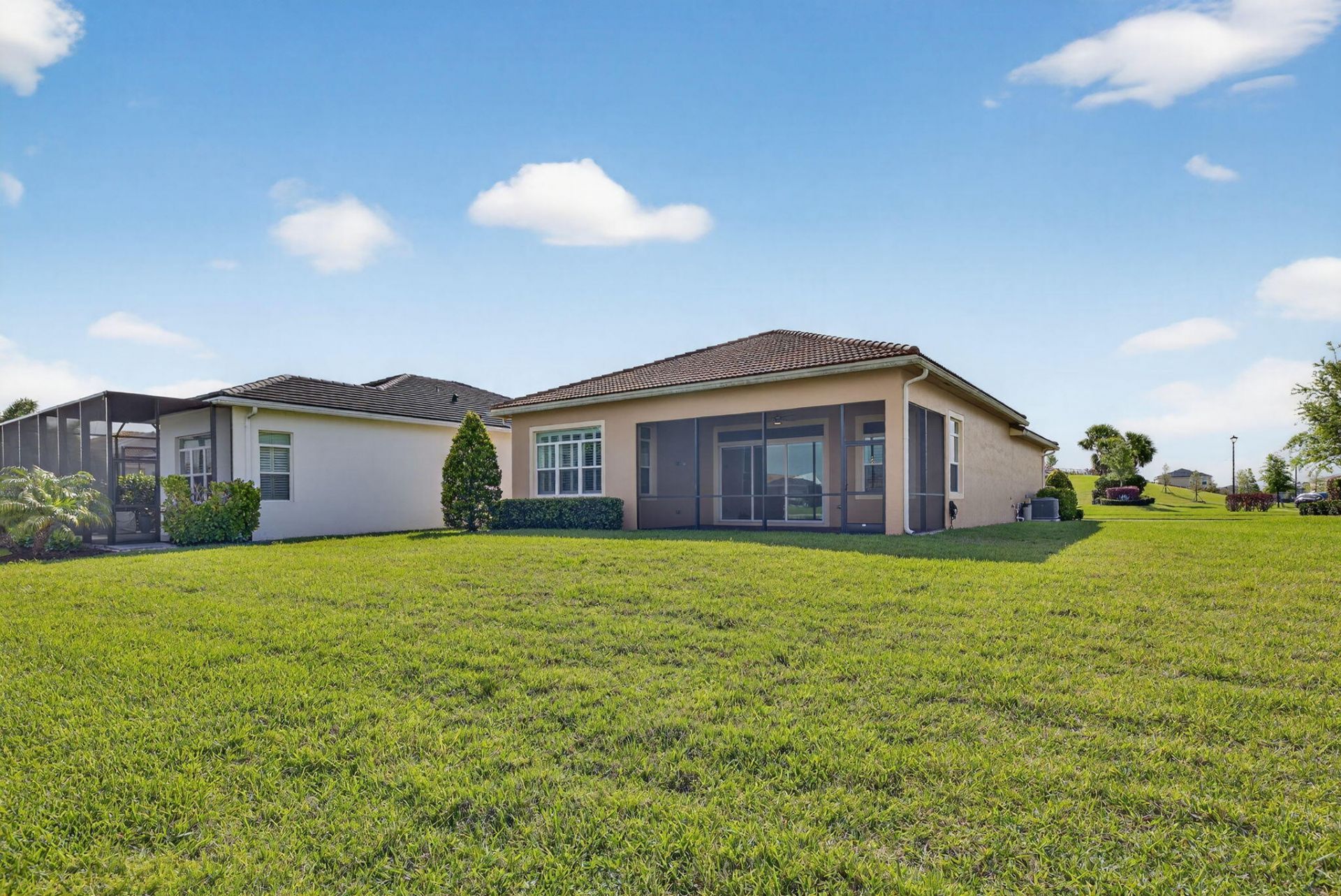 9318 SW Miracoli Way, Port Saint Lucie, FL 34987 Photo