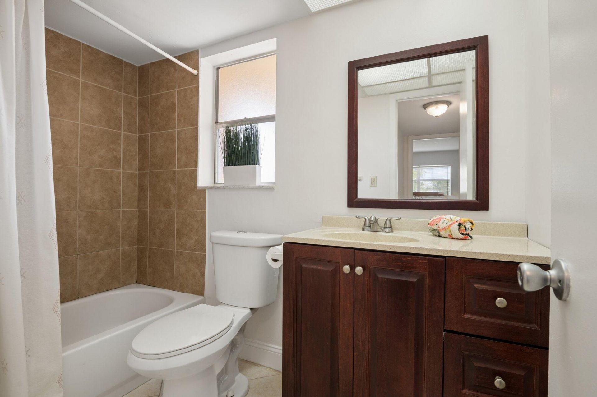 8305 Sunrise Lakes Boulevard, Unit 308, Sunrise, FL 33322 Photo