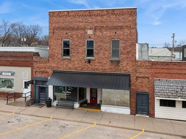 230-234 8th Ave, Wellman, IA 52356