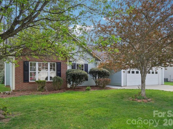 414 Glensprings Drive, Fletcher, NC 28732