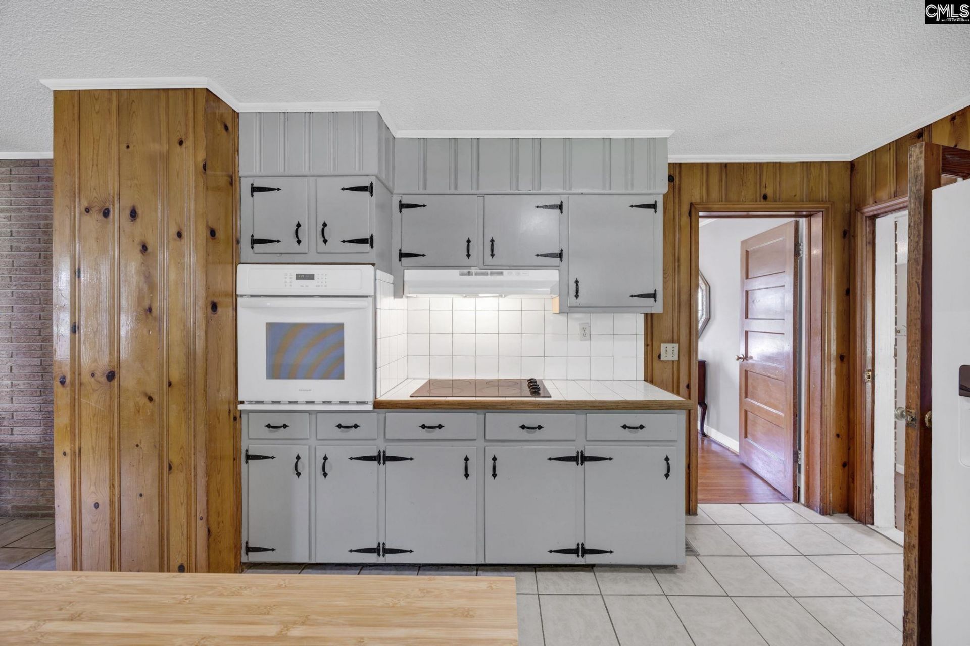 159 Rogers Road  Photo 15