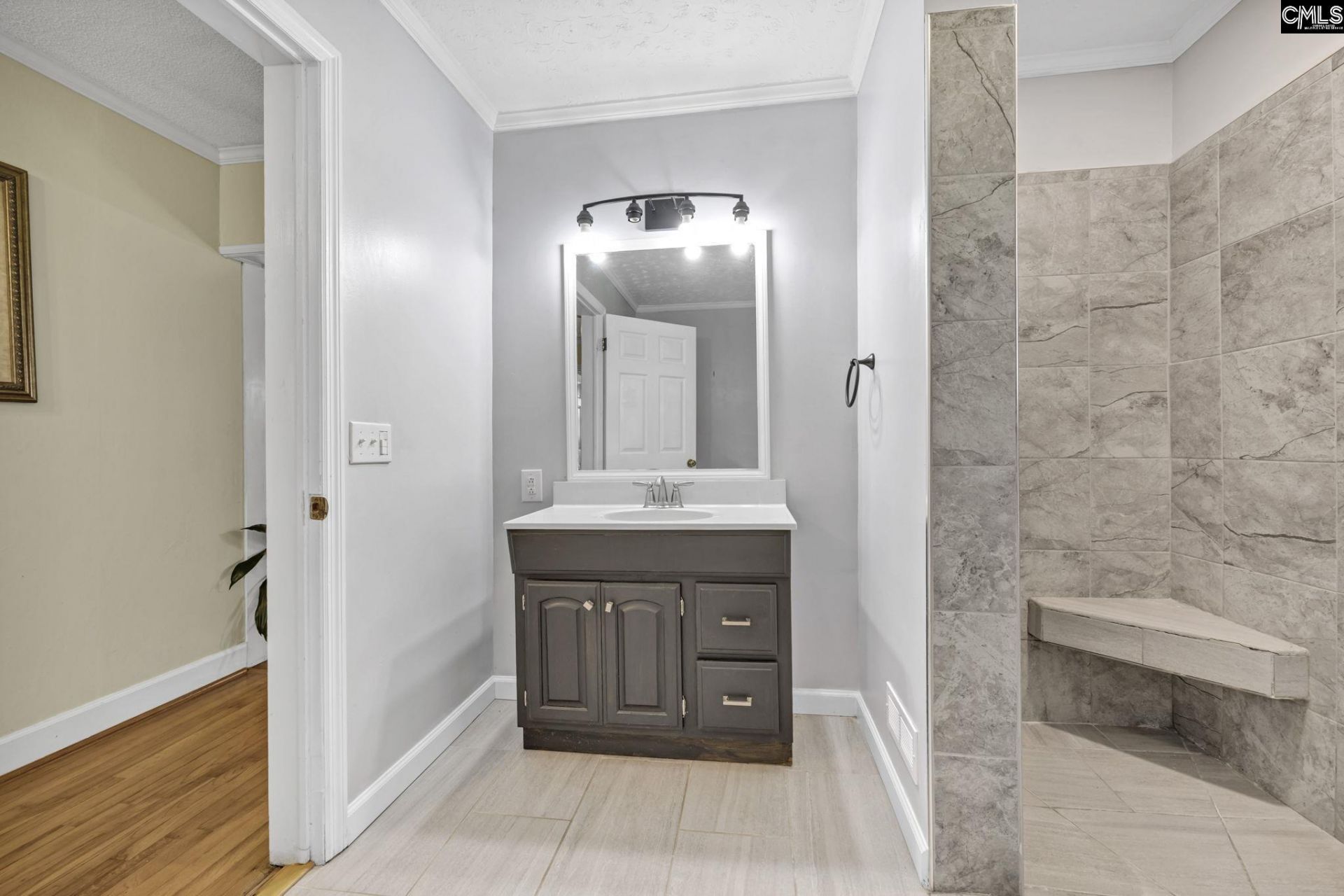 159 Rogers Road  Photo 22