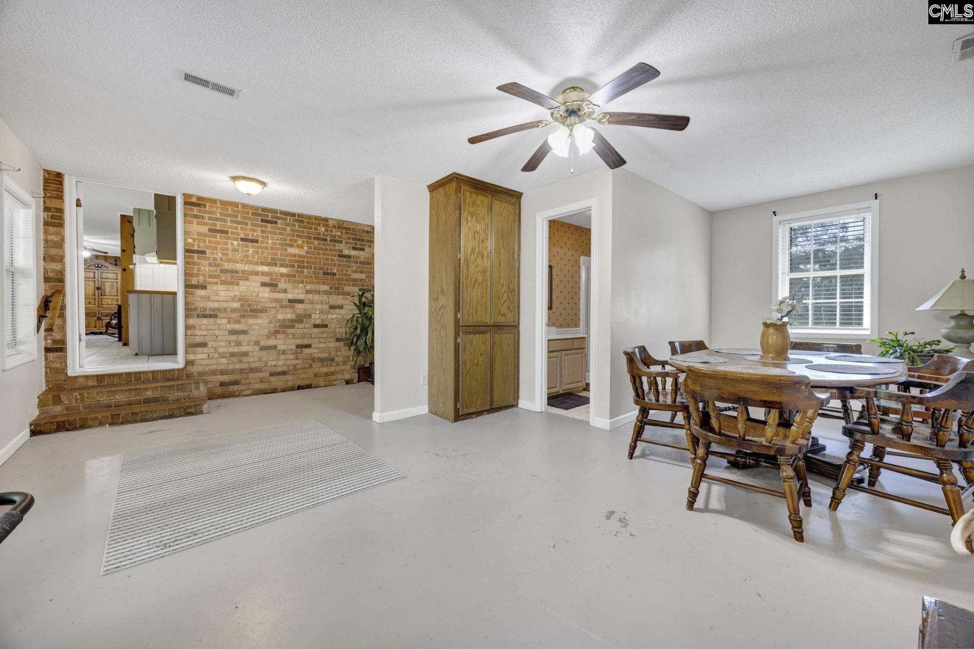 159 Rogers Road  Photo 26