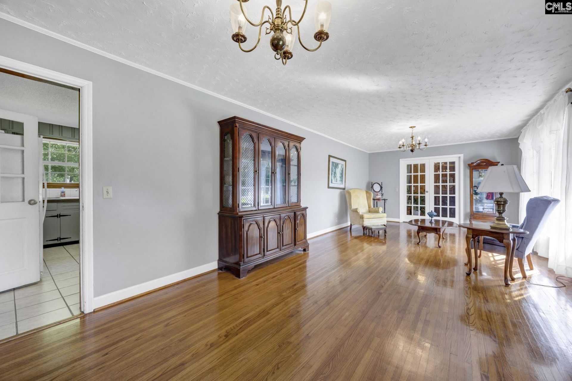 159 Rogers Road  Photo 7