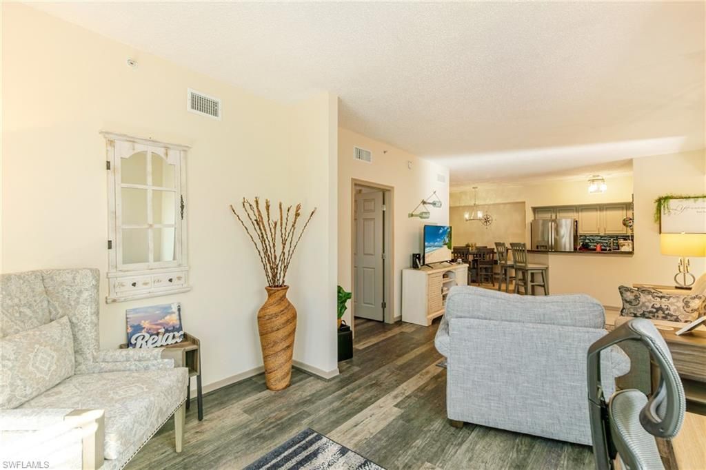 15585 Ocean Walk Cir, Unit 216, Fort Myers, FL 33908 Photo