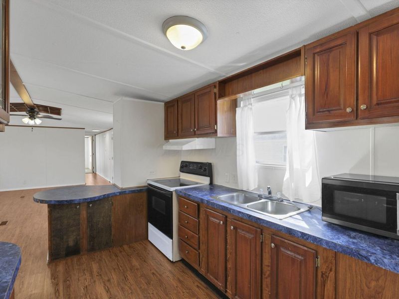 1100 Thornwood Drive SW, Unit Lot 51, Heath, OH 43056 Photo 13