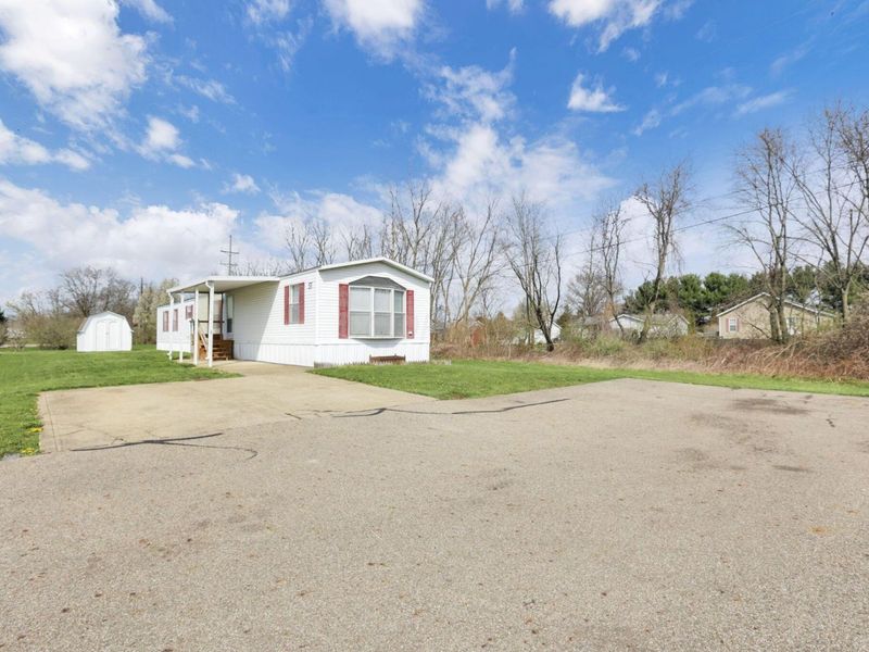 1100 Thornwood Drive SW, Unit Lot 51, Heath, OH 43056 Photo 2